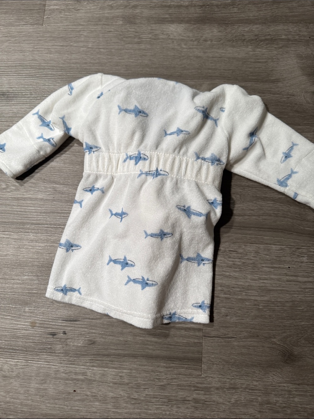 Carters Shark Robe - Picture 2 of 4